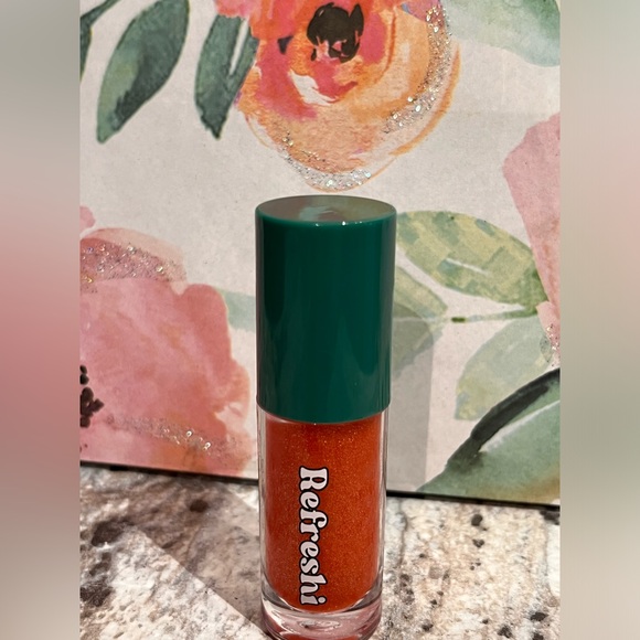 LIP OIL REFRESHI 🌺 - Picture 1 of 5